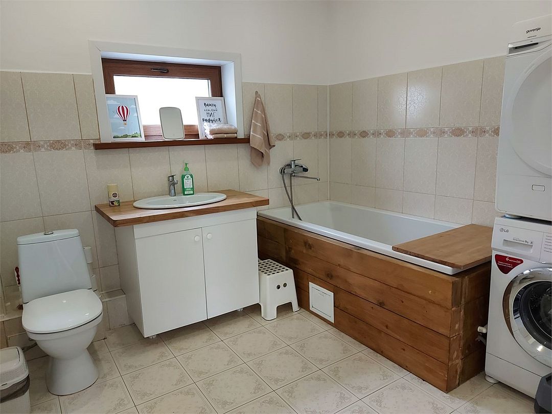 Дом 20-местный 7-комнатный