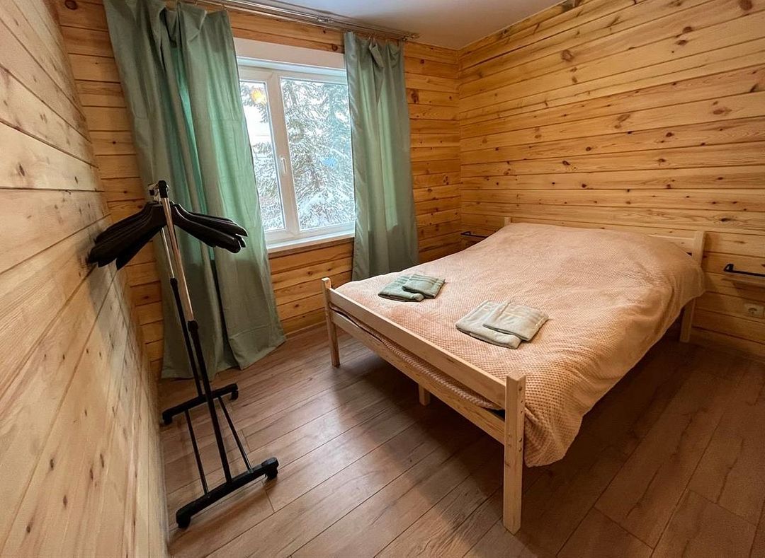 Дом 10-местный 2-этажный (№1)