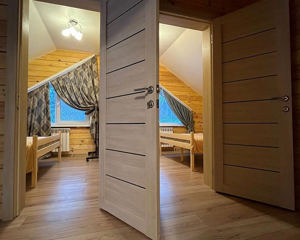 Дом 10-местный 2-этажный (№1)