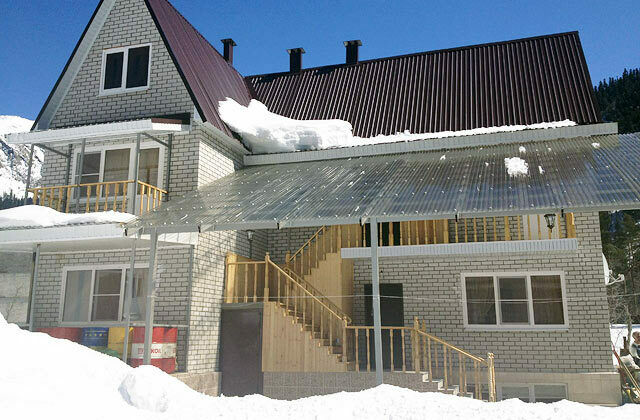 Гостиница Сосновый рай, Республика Карачаево-Черкесия, Домбай 