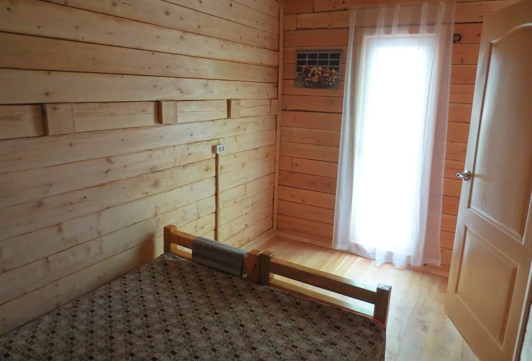 Домик летний 4-местный (№7)