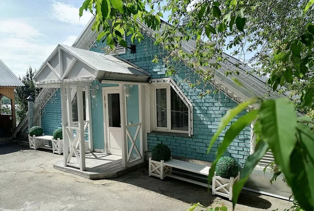 Коттедж 6-местный (дом №10)