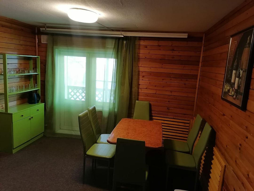 Номер 4-местный 3-комнатный 2-уровневый (№1,3)