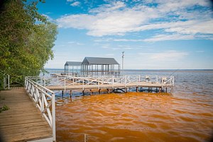 Беседка на воде