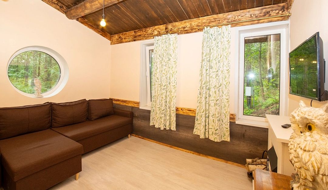 Дом Хоббита 4-местный 2-комнатный