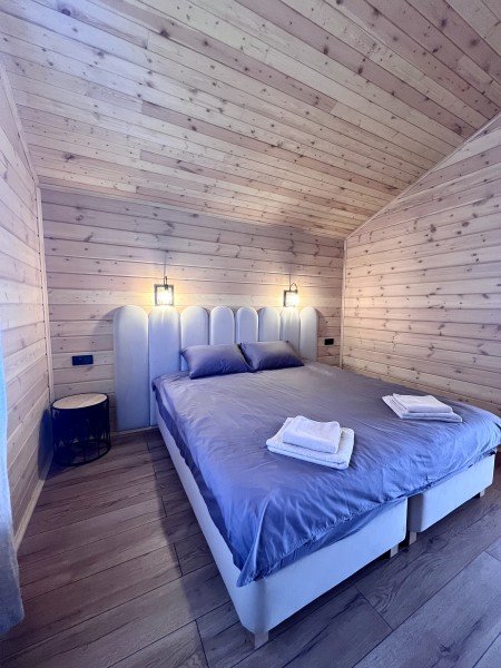 Дом 4-местный 2-комнатный (с террасой)