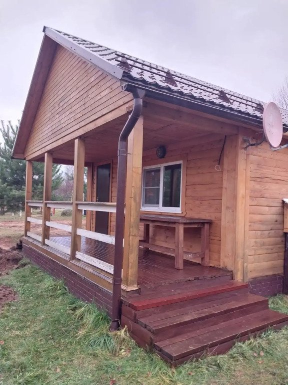 Частный дом Уница 50кв.м на первой линии озера Селигере, Тверская область, деревня Уницы деревня Заплавье деревня Пачково деревня Светлица Осташков деревня Задубье