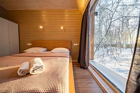 К5Д: Дома на берегу Вуоксы гостиная со спальней 36 м2, Загородный клуб Ромашка, Приозерский район