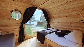 Двухместная Эко Капсула двуспальная кровать, Дом отдыха Дивный Мир Хижина, деревня Бараново