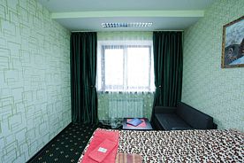 Двухместный номер Standard с красивым видом из окна двуспальная кровать, Гостевой Дом GOLD OVEN, Чебоксары