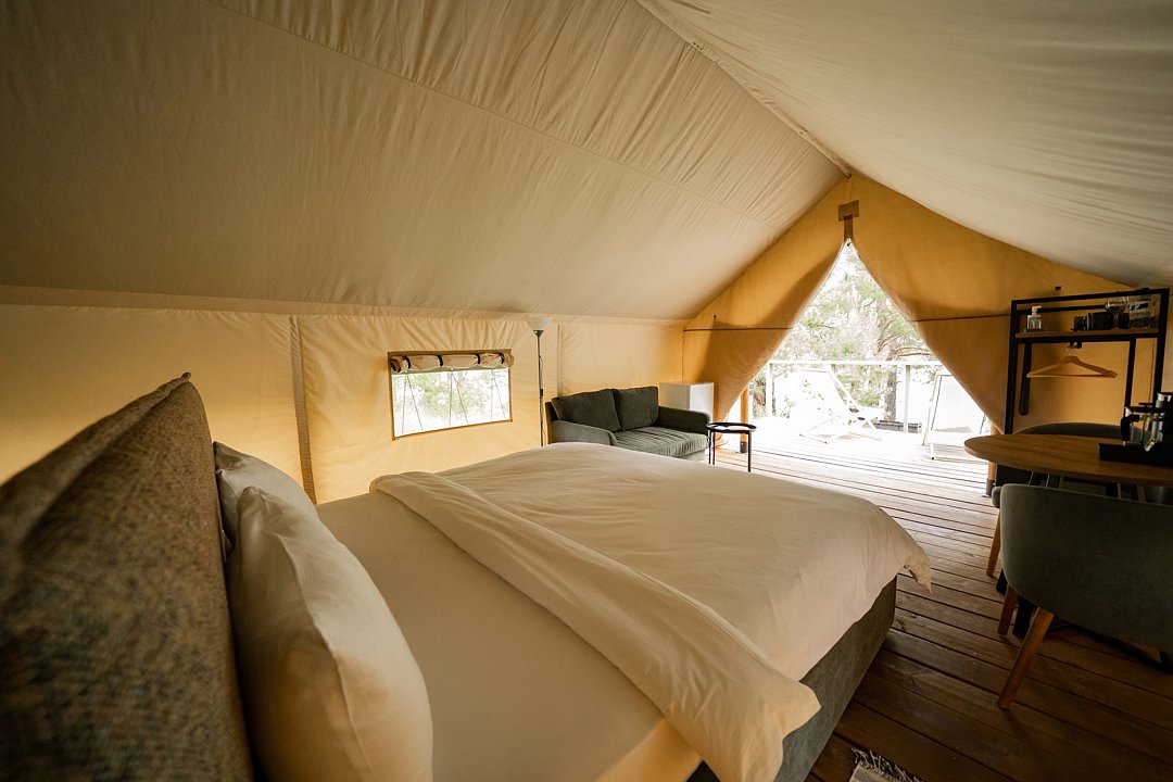 Тент-хаус 2-местный (у реки)