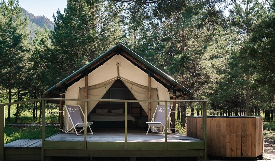 Тент-хаус 2-местный (у реки) с купелью
