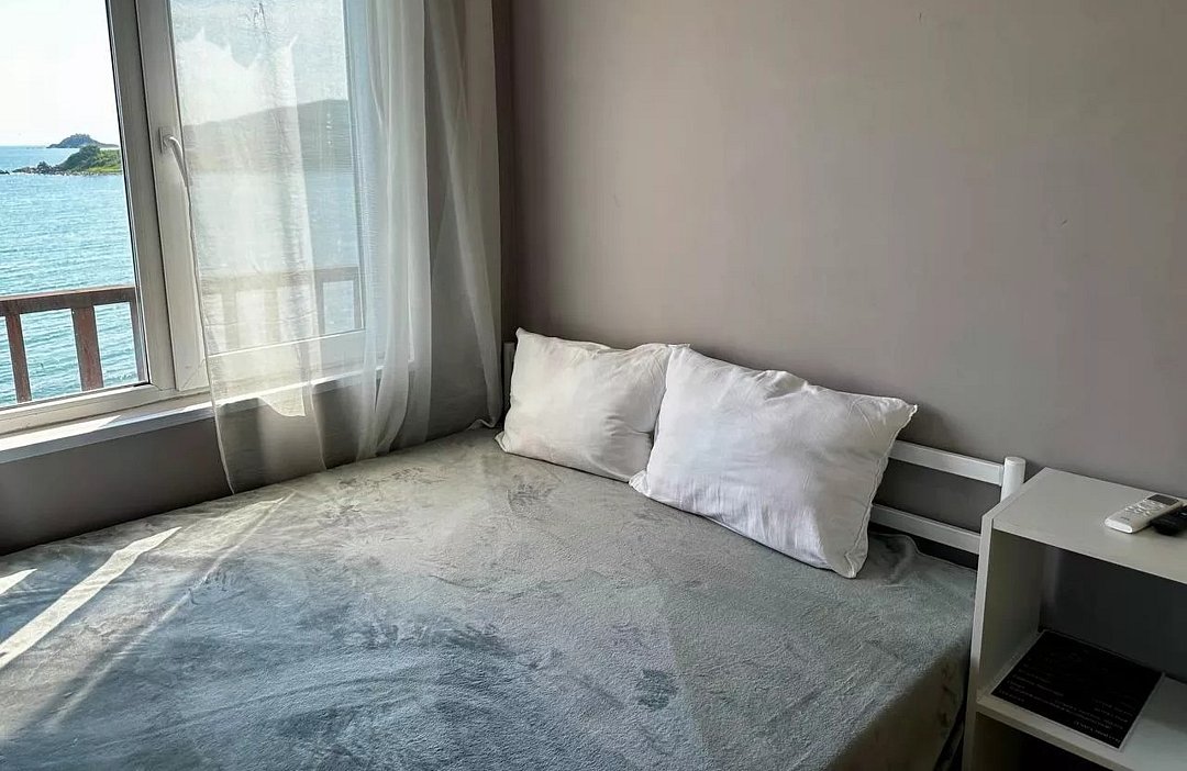 Домик 3-местный (с террасой)