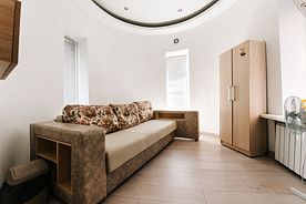 Двухместный номер с кроватью или диваном Эконом двуспальная кровать, Гостевой дом Гостевой Дом Строгановых, Курск