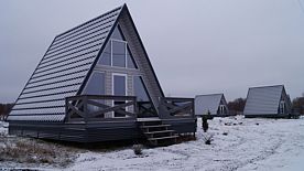 Коттедж c 1 комнатой с балконом, Кемпинг Riverland , Курск