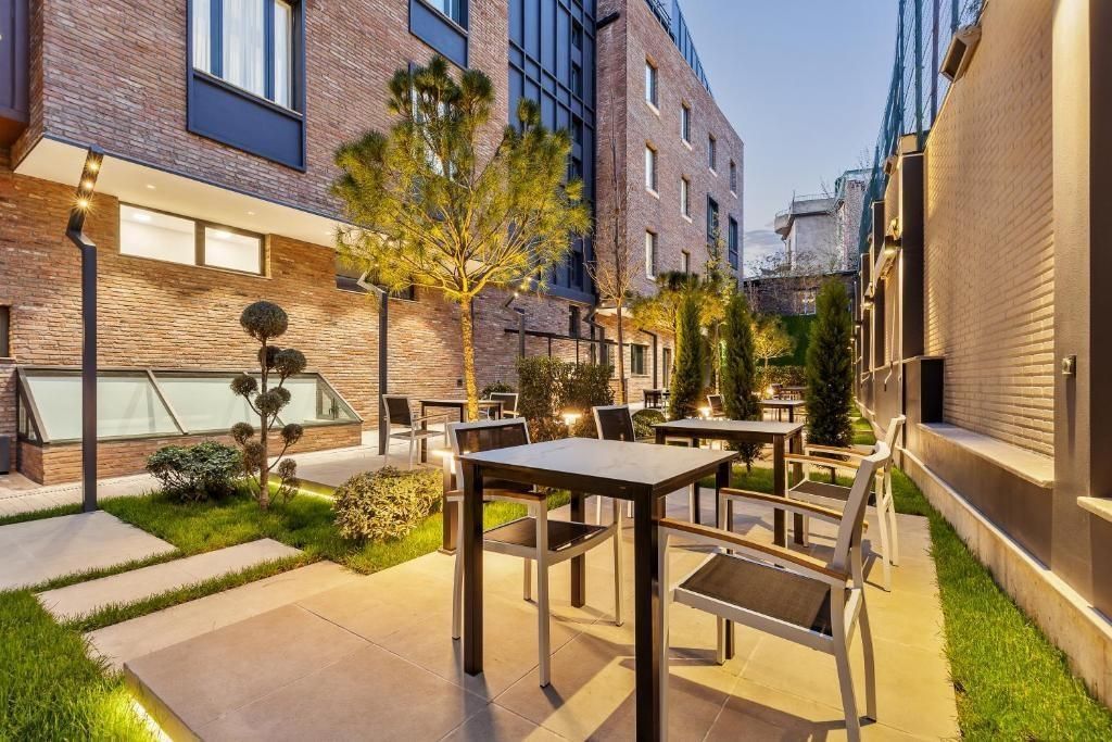 Гостевой дом Your House in Tbilisi, Тбилиси, Квемо Картли