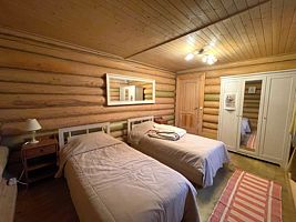 Четырёхместный Шанти Дом №9 двухэтажный с красивым видом из окна, Эко-усадьба Шанти, Калининский район