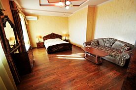 Студия с террасой, Гостевой дом Валентин, Геленджик