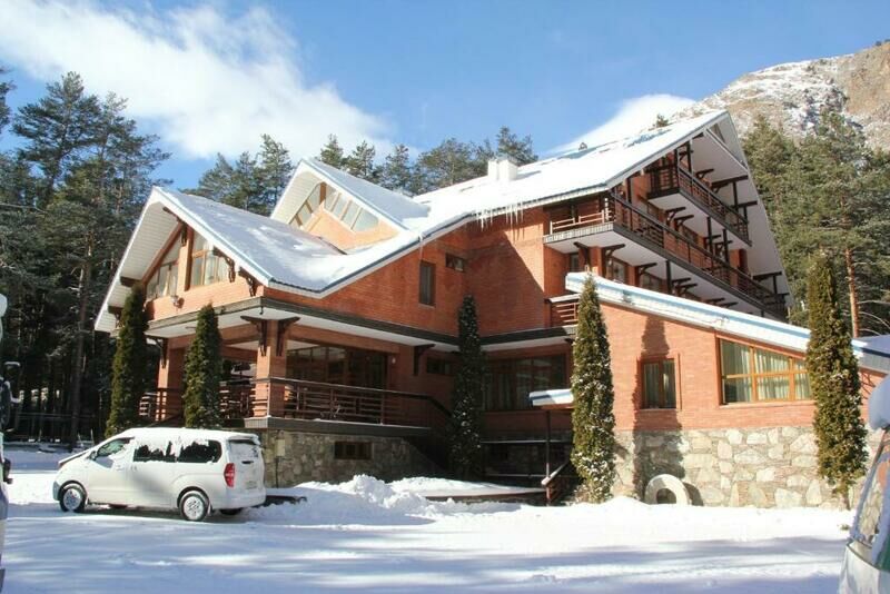 Отель Шаман Шале, Республика Кабардино-Балкария, Эльбрусский район Тегенекли Терскол Эльбрус