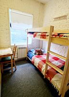 Небольшая двухместная комната с раздельными кроватями, Гостевой дом Gallery and More, Владивосток