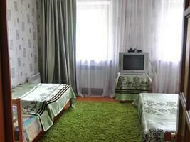 Четырехместный номер на первом этаже, Гостевой дом ПятниЦЦа, поселок Утулик