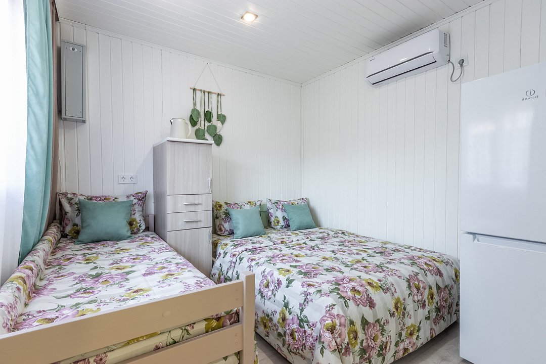 Домик 6-местный 2-комнатный