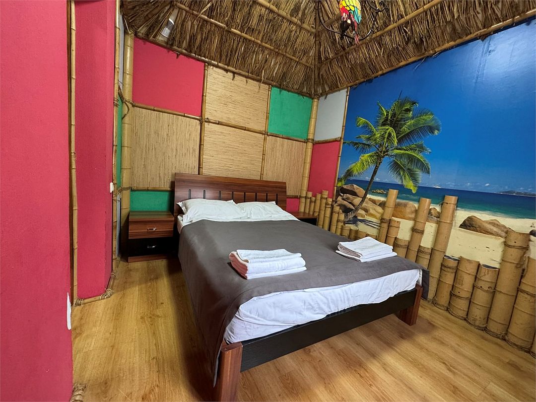 Семейный 2-местный 2-комнатный (Малибу)