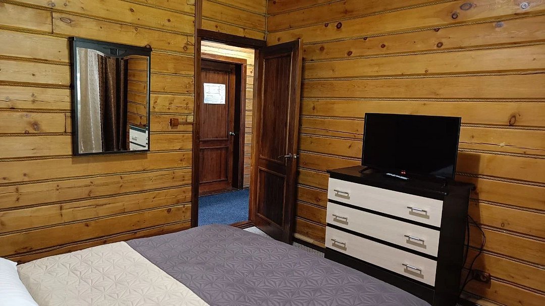 Люкс 3-местный 2-комнатный (№10)