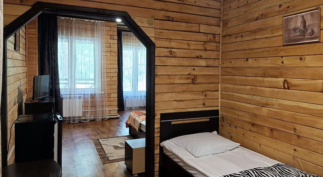 Люкс 3-местный 2-комнатный (№5, 6) мини-отели К+