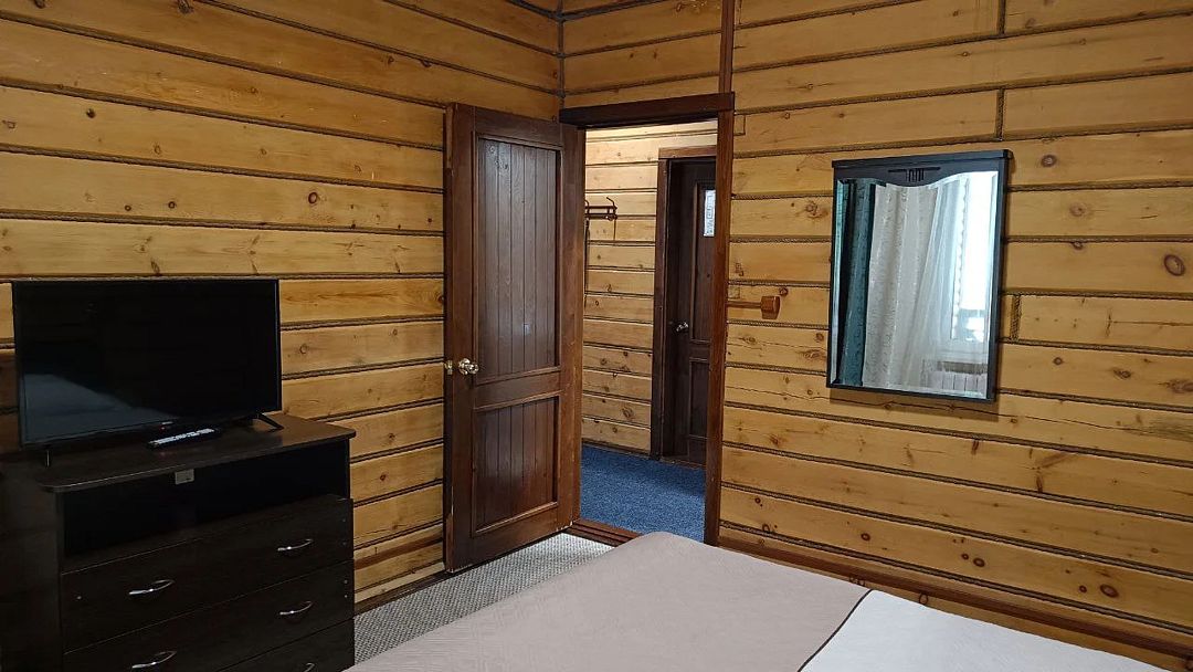 Люкс 3-местный 2-комнатный (№9, 11, 19)