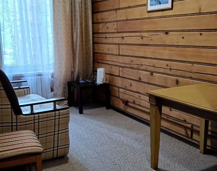 Люкс 3-местный 2-комнатный (№9, 11, 19)