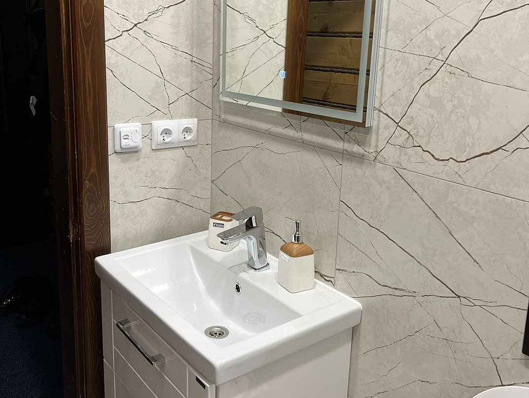 Люкс 3-местный 2-комнатный (№9, 11, 19)