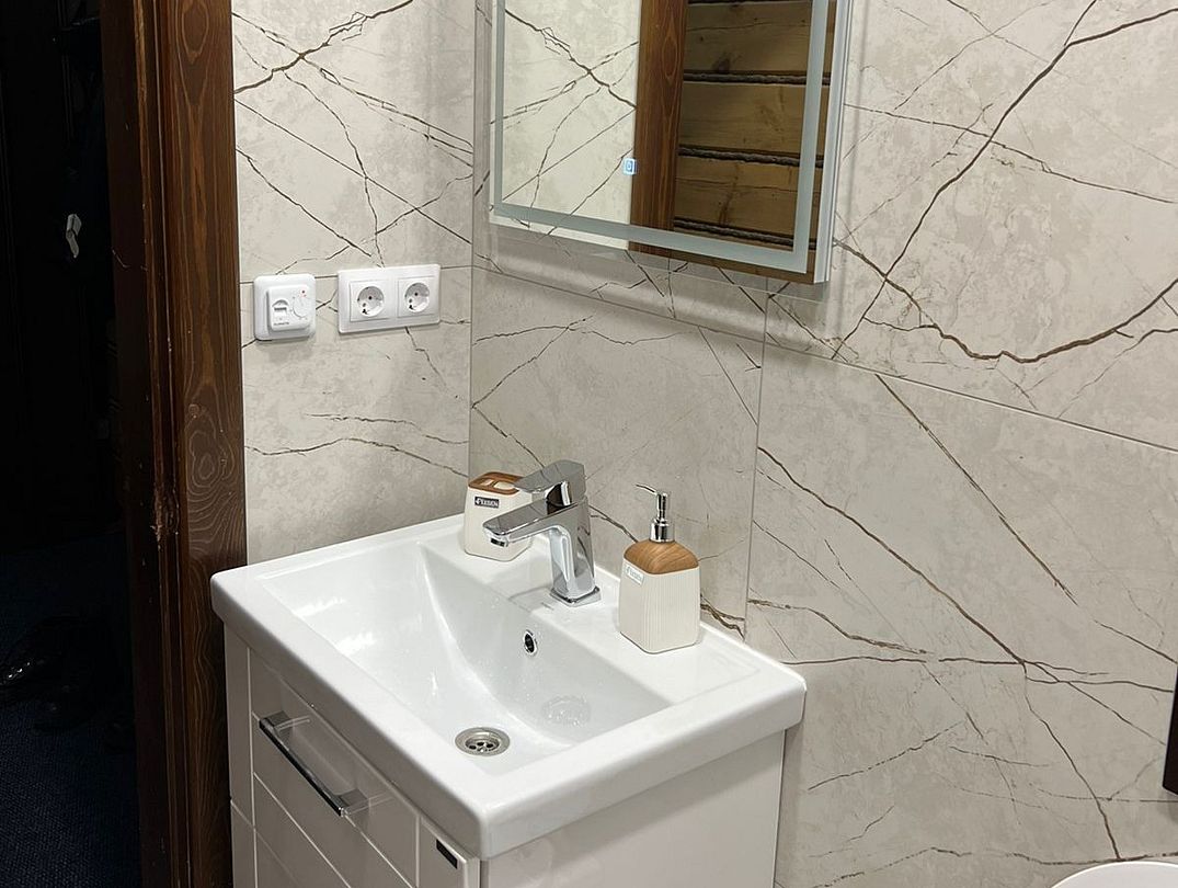 Люкс 3-местный 2-комнатный (№9, 11, 19)