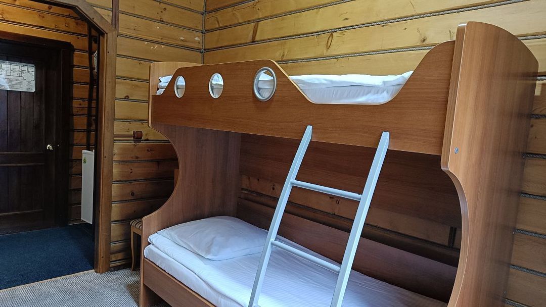 Люкс 4-местный 2-комнатный (№20)