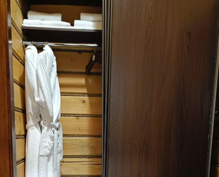 Полулюкс 3-местный (№8, 18)