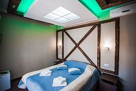 Двухместный номер Standard с балконом и с красивым видом из окна двуспальная кровать, Загородный клуб Донской Лес, Задонск