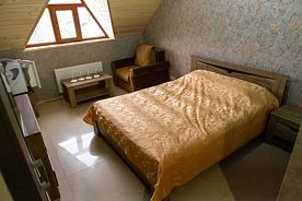 Четырёхместный номер Standard с красивым видом из окна, Коттеджный комплекс Лесная сказка, Переславский район