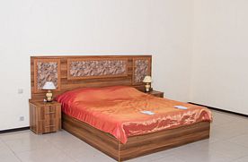 Двухместный полулюкс с красивым видом из окна двуспальная кровать, Коттеджный комплекс Лесная сказка, Переславский район