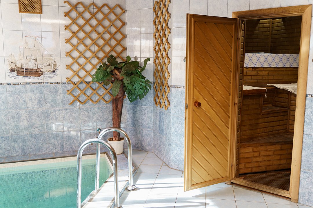 Люкс 4-местный (с камином)