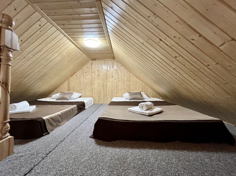 Дом 6-местный 2-этажный