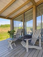 Коттедж Дубльдом с 4 комнатами, Глэмпинг Ветрено, Брейтово