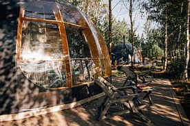 Сфера Orto с камином и с видом на реку, Глэмпинг Ветрено, Брейтово