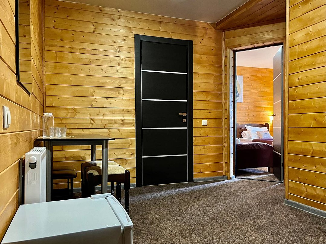 Полулюкс 4-местный 2-комнатный