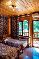 Двухместный номер Standard с балконом 2 отдельные кровати, Гостевой дом У горы Любава+ , Каменномостский