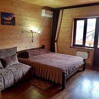 Двухместный номер Superior с балконом и с видом на горы двуспальная кровать, Гостевой дом Отдых у реки, Майкоп