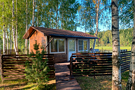 Коттедж с видом на реку, Гостевой дом На Чеснаве, Чеснава