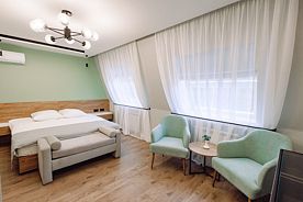 Люкс 2-местный 2-комнатный, База отдыха Таватуй РЖД, поселок Таватуй