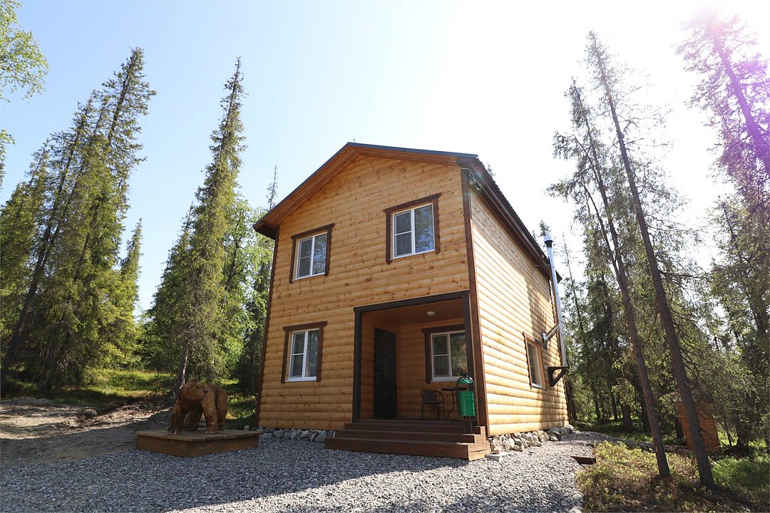 Коттедж 6-местный 2-этажный (с сауной)