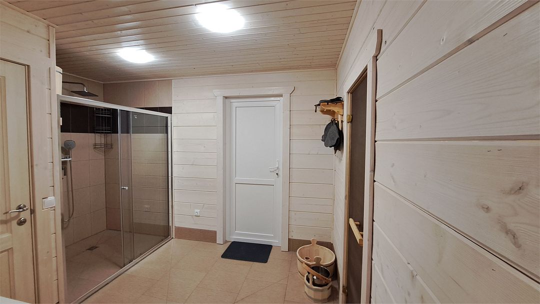 Коттедж 6-местный 2-этажный (с сауной)