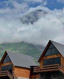 Шале Kazbegi Inn Cottages